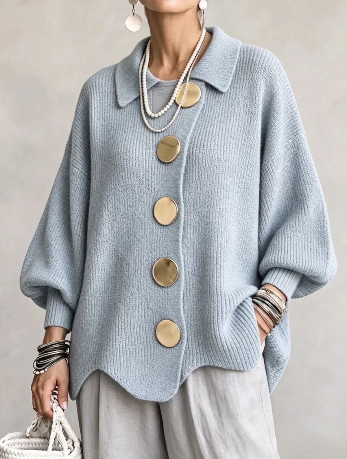 Clara™ | Cárdigan Oversize con Cuello y Botones Dorados