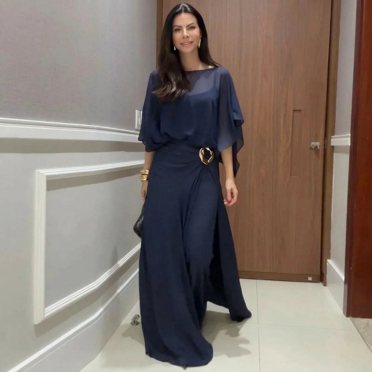 Hermione™ – Conjunto Elegante de Mono con Capa Semitransparente