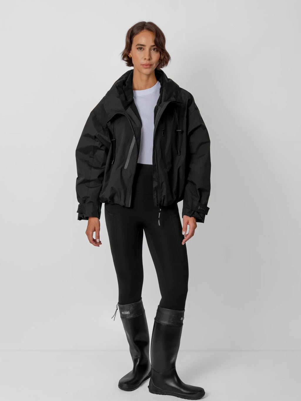 Chaqueta impermeable oversize y de talla única con tecnología STM-TEX™.