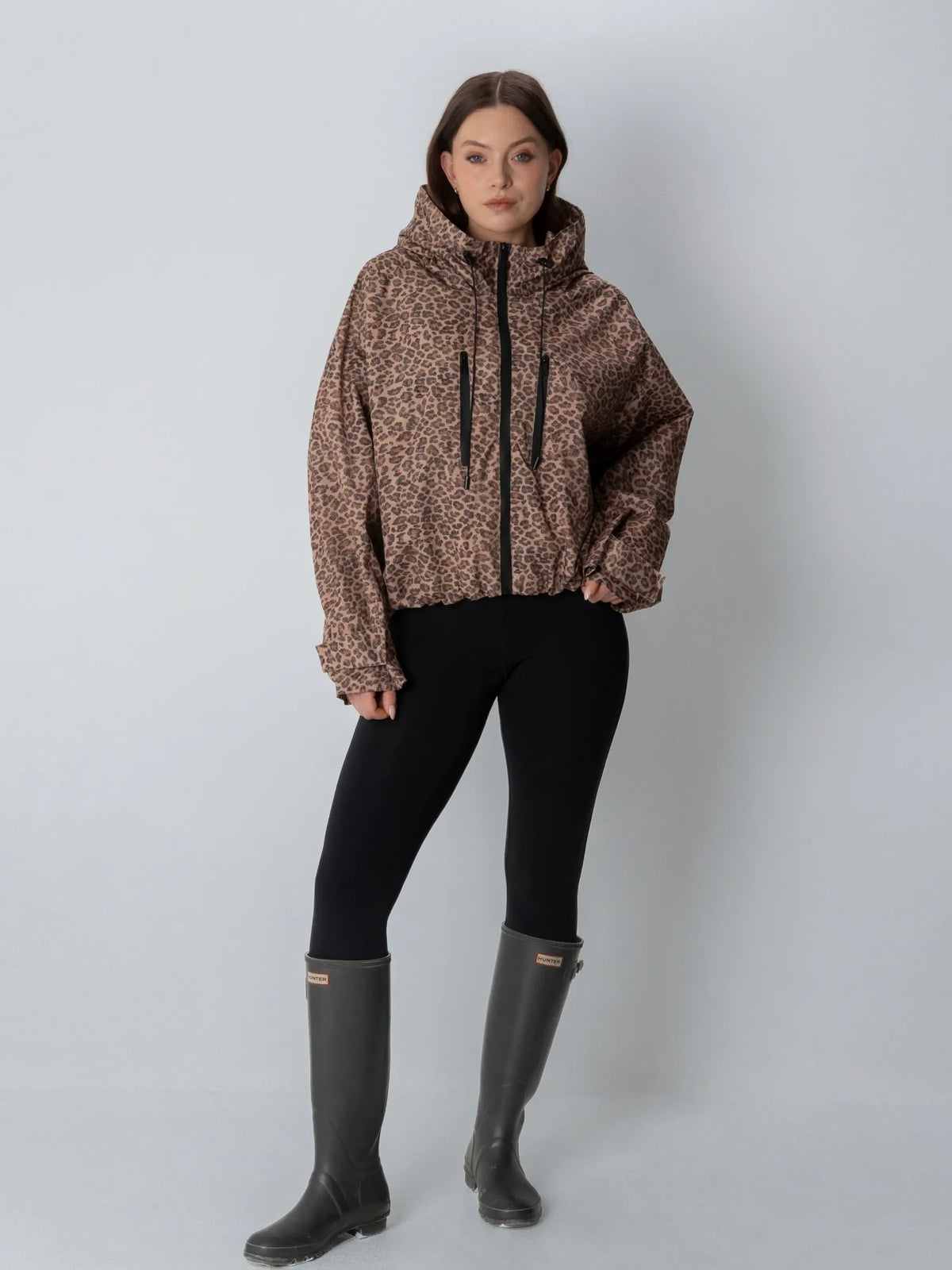 Chaqueta impermeable oversize y de talla única con tecnología STM-TEX™.