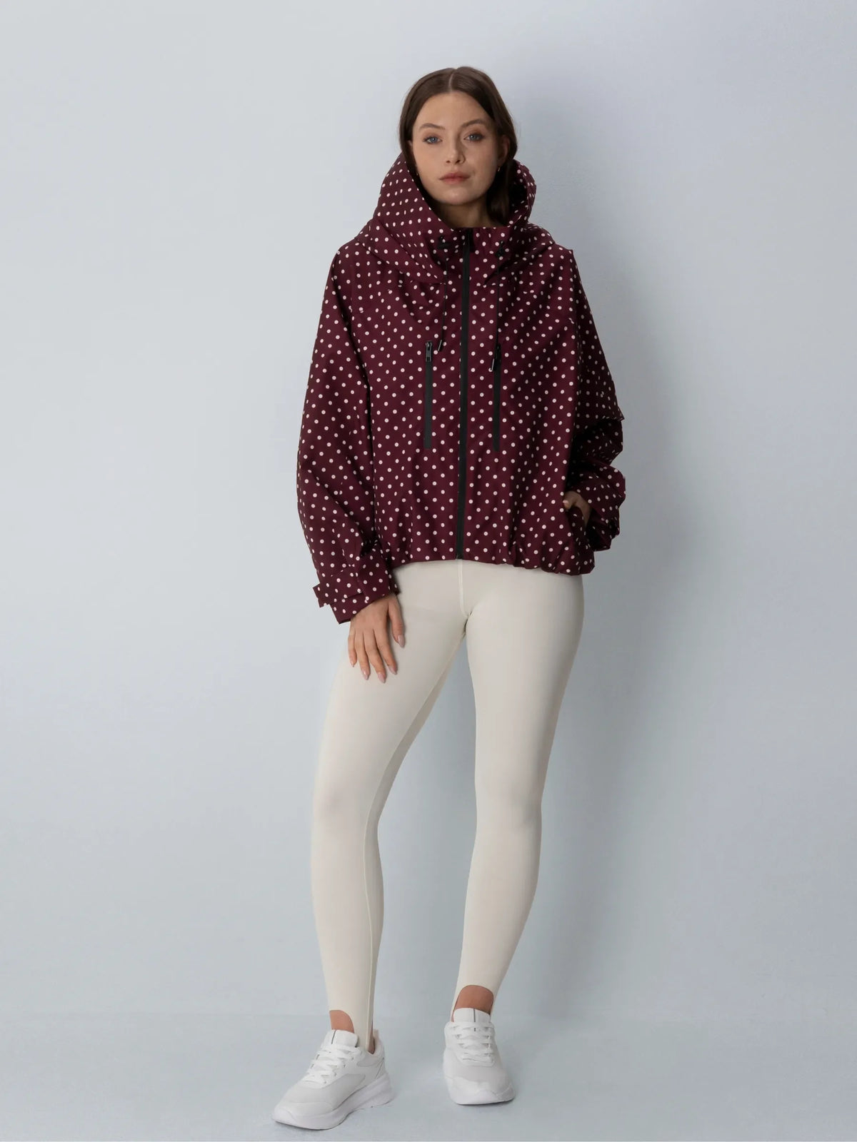 Chaqueta impermeable oversize y de talla única con tecnología STM-TEX™.